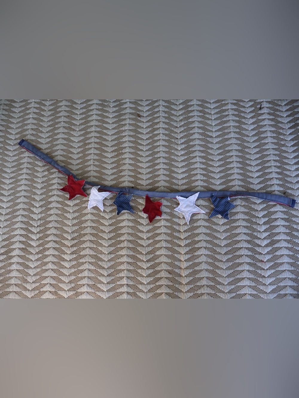 Patriotic Star Garland Tapestry - Red, White & Blue